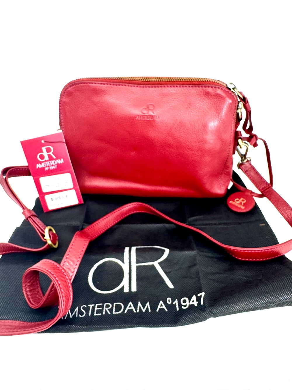 dR Amsterdam Scarlet Red Genuine Leather Crossbody Camera Bag NWT & Dust Bag
